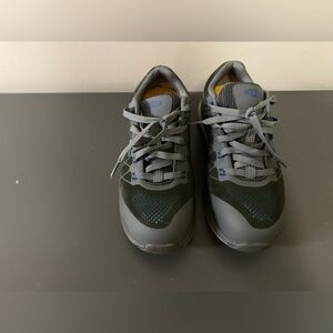 KEEN Utility Steel Toe Vista Work Safety Sneakers Shoe 9EE 9 Gray And black